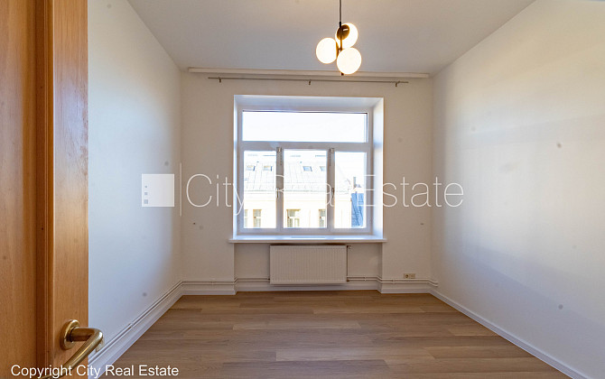 Fasādes māja, renovēta māja, viena kvadrātmetra apsaimniekošanas maksa mēnesī  0,93 EUR, Rīga - foto 8