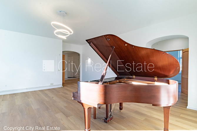 Fasādes māja, renovēta māja, viena kvadrātmetra apsaimniekošanas maksa mēnesī  0,93 EUR, Rīga - foto 2