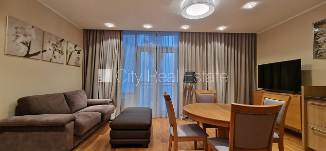 Projekts - Aleksandra Appartments, renovēta māja, slēgts pagalms, vieta automašīnai, pazemes Rīga - foto 1