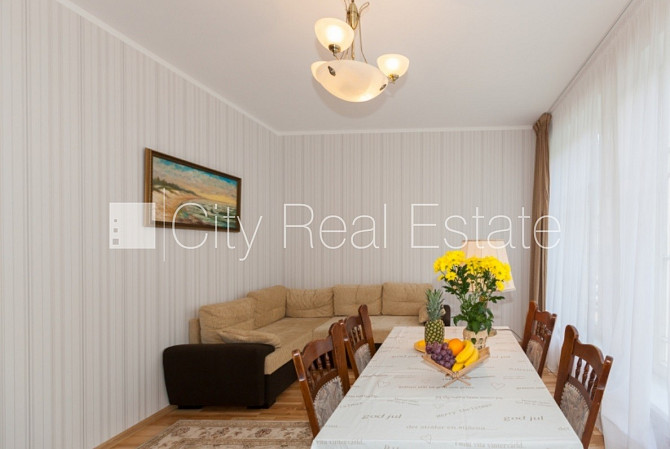 Labiekārtots apzaļumots pagalms, teritorijas iebrauktuves vārti aprīkoti ar automatizētu Jūrmala - foto 3