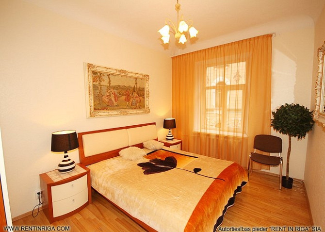 Divu guļamistabu dzīvoklis ar plašu dzīvojamo istabu, virtuvi un diviem sanmezgliem (ir vanna Rīga - foto 7