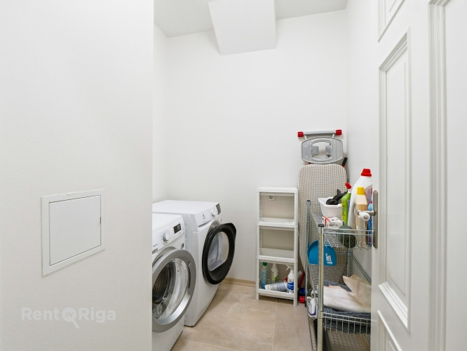 Izīrē plašu un elegantu mansarda dzīvokli ekskluzīvā vietā  Ogļu ielā 30, Rīgā.  Piedāvājumā unikāls Рига - изображение 17