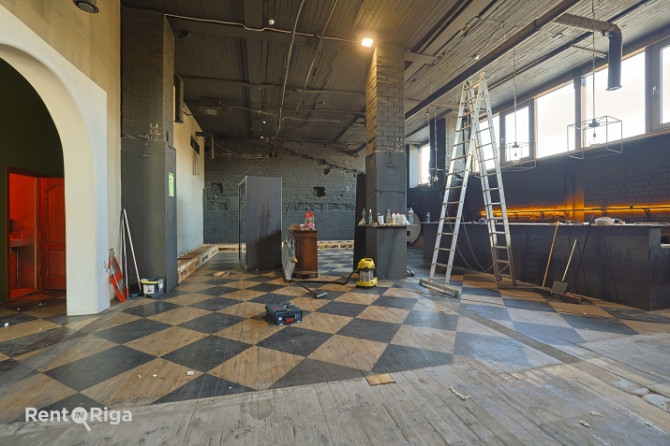 Premises suitable for a club or office with a terrace.  Previously, the Soda club was located in the Рига - изображение 2