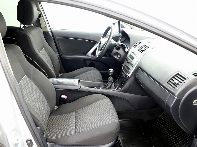 Toyota Avensis Linea Sol Facelift 1.8 108kW Tallina - foto 6