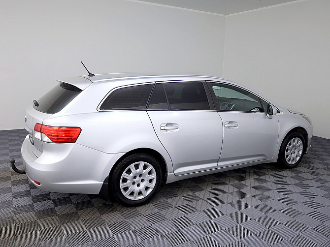Toyota Avensis Linea Sol Facelift 1.8 108kW Tallina - foto 3