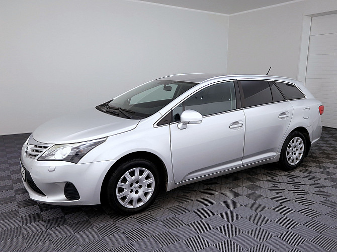 Toyota Avensis Linea Sol Facelift 1.8 108kW Tallina - foto 2