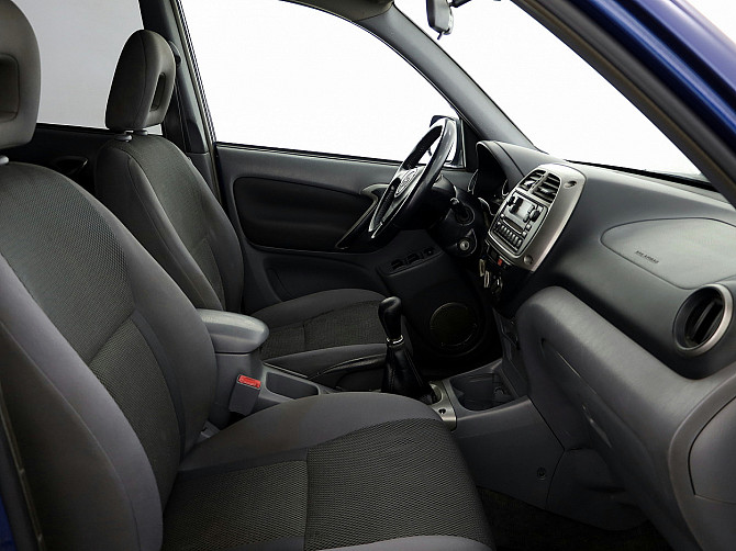 Toyota RAV4 Linea Sol 4x4 A-C 2.0 D-4D 85kW Tallina - foto 6