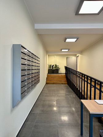 Tiek izīrēts gaišs un plašs studio tipa dzīvoklis 12 stāvu modernajā projektā. Mājas teritorijā... Рига - изображение 11