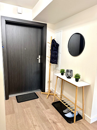 Tiek izīrēts gaišs un plašs studio tipa dzīvoklis 12 stāvu modernajā projektā. Mājas teritorijā... Рига - изображение 5