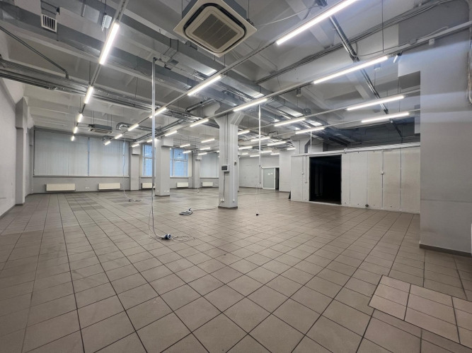 Komerctelpas Mūkusalas Biznesa centrā  lieliski piemērotas tirdzniecībai un klientu Rīga - foto 12