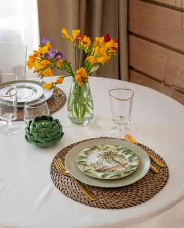 Izīrē gaišu un mājīgu studio tipa dzīvokli ar burvīgu balkonu Rīgas centrā.  Šis stilīgais, pilnībā  Rīga