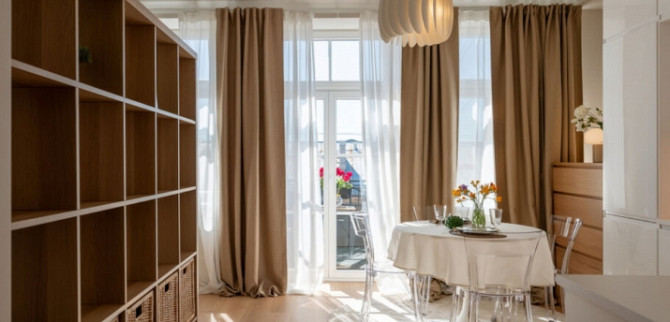 Izīrē gaišu un mājīgu studio tipa dzīvokli ar burvīgu balkonu Rīgas centrā.  Šis Rīga - foto 8