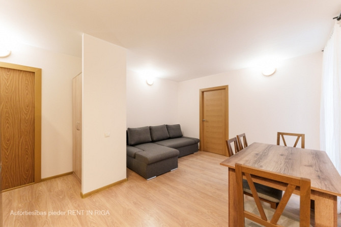 В аренду предлагается 2-комнатная квартира в новом проекте.  Квартира оборудована Рига - изображение 2