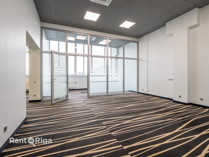 Aрендa офисных помещений в бизнес-центре Mūkusalas.  Современные, светлые и легко Рига - изображение 1