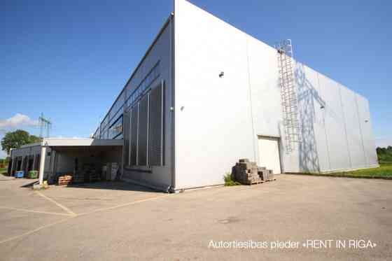 Аренда склада в Кекаве.  Отдельно стоящее строение с собственной огороженной и Кекавская вол.