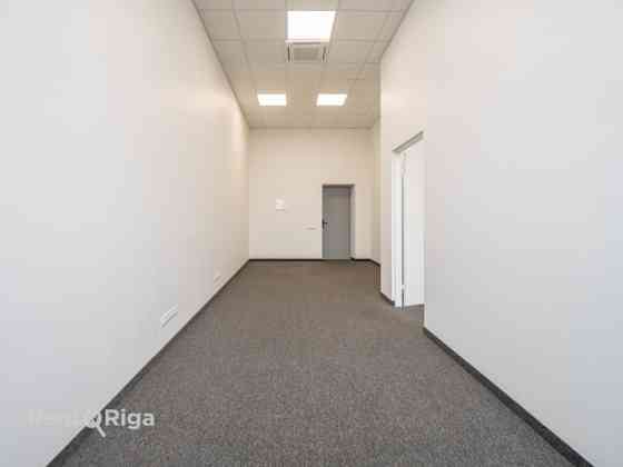 Aрендa офисных помещений в бизнес-центре Mūkusalas.  Современные, светлые и легко Рига