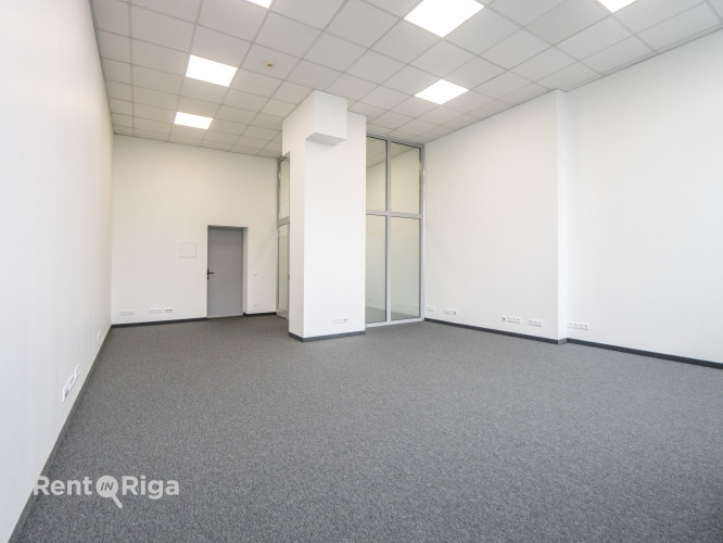 Biroja telpas Mūkusalas Biznesa centrā.  Modernas, gaišas un pielāgojamas telpas aktīvā Rīga - foto 2