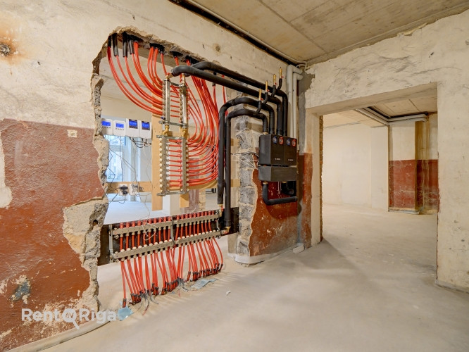 Iznomā renovētu ēku attīstītajā VEF rajonā!  Nomas maksā iekļautas 2 stāvvietas pie ēkas Rīga - foto 5