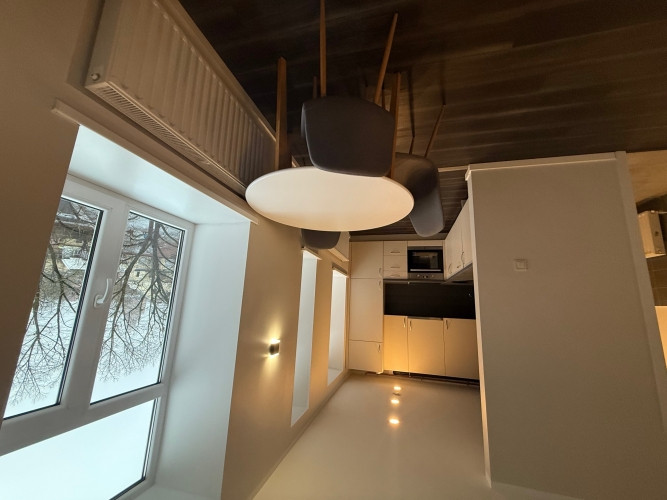 Izīrē 2 istabu dzīvokli Rīgas centrā!  Svaigi izremontēts dzīvoklis ar iespēju auto Rīga - foto 6