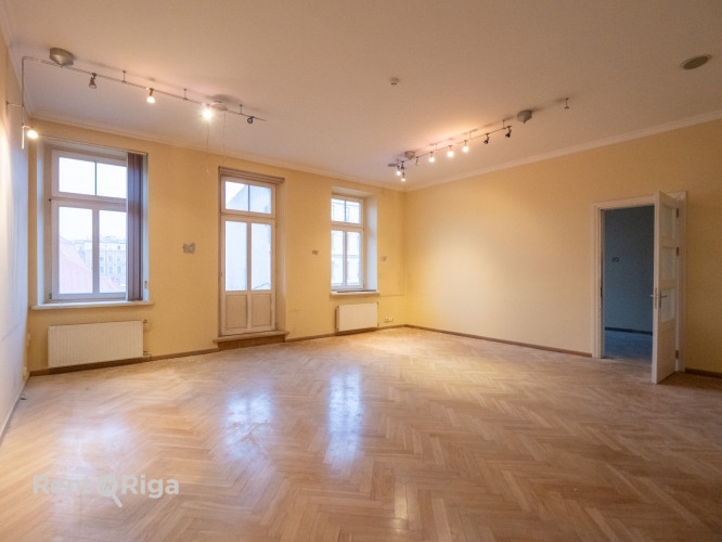 Biroja telpas pretī Rīgas Cirkam.  Pieejamas dažāda izmēra biroja telpas ar kopējo platību Rīga - foto 2