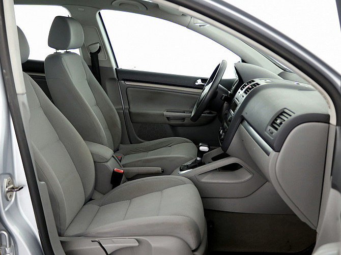 Volkswagen Golf Comfortline ATM 2.0 110kW Tallina - foto 6