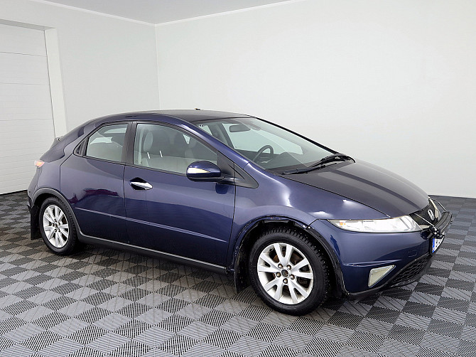Honda Civic Elegance 1.8 103kW Таллин - изображение 1