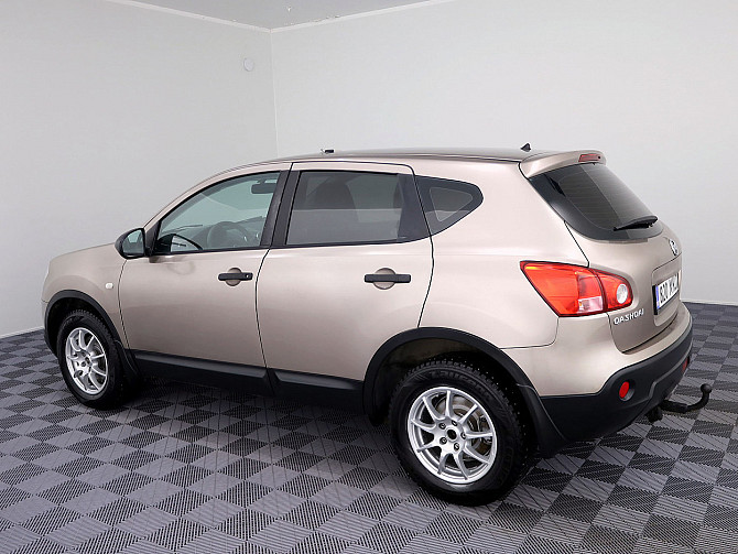 Nissan Qashqai Comfort ATM 2.0 104kW Таллин - изображение 4