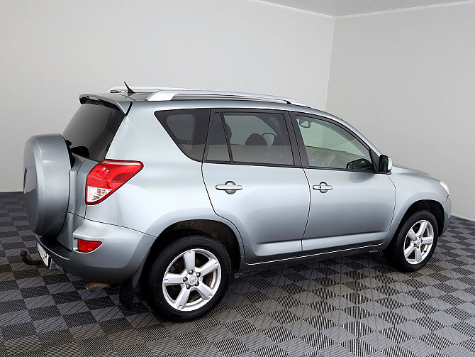 Toyota RAV4 Linea Sol 4x4 2.2 D-4D 100kW Tallina - foto 3