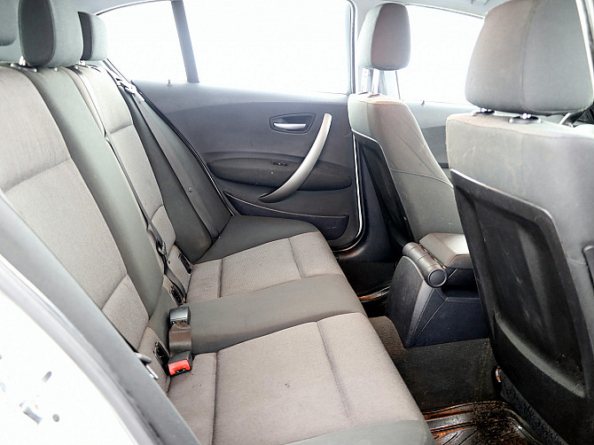 BMW 120 Business ATM 2.0 D 120kW Tallina - foto 7