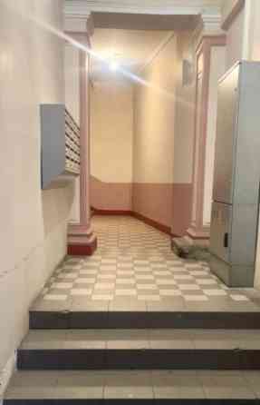 Продаётся просторная квартира площадью 203,6 м2 с двумя входами. Недвижимость Рига