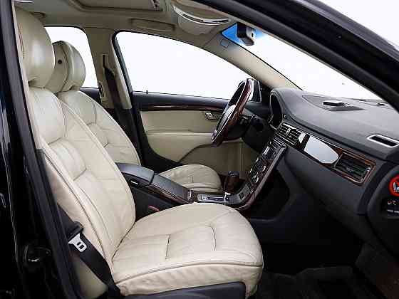 Volvo S80 Exclusive AWD 4x4 ATM 2.4 D5 136kW Таллин
