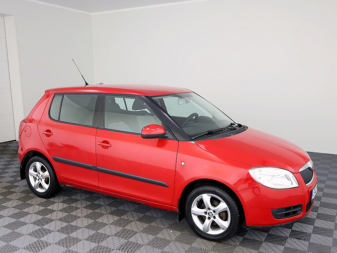 Skoda Fabia Comfortline 1.2 51kW Таллин - изображение 1