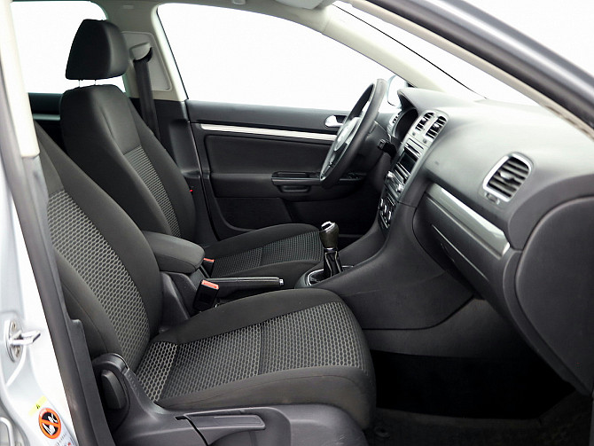 Volkswagen Golf Variant Comfortline 1.6 TDI 77kW Tallina - foto 6