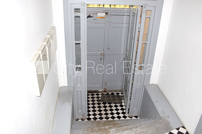 Реновированный дом, благоустроенная озеленённая территория, закрытый двор, Рига - изображение 10