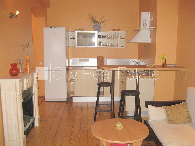 Реновированный дом, благоустроенная озеленённая территория, закрытый двор, Рига - изображение 5