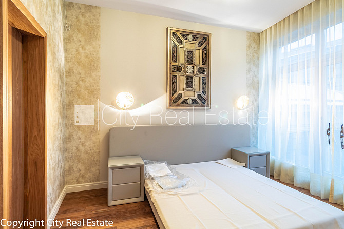 Новостройка, фасадный дом, закрытый двор, вход со двора, лифт, балкон 1,8 м2, терасса Рига - изображение 13