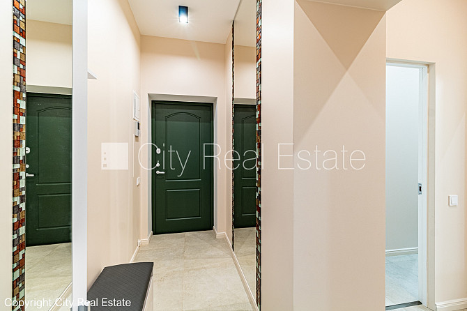 Дом во дворе, реновированный дом, благоустроенный озеленённый двор, закрытый Рига - изображение 19