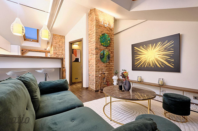 Pārdošanā dizaina 2 istabu dzīvoklis Rīgas centrā, klusā iekšpagalma ēkā K. Valdemāra ielā 24. Dzīvo Рига - изображение 5