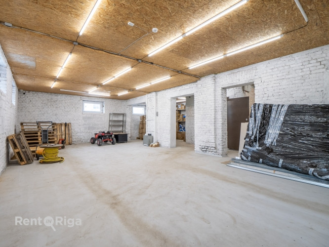 Izīrē atsevišķu biroja ēku ar atvērtā tipa plānojumu un iespēju pielāgot savām Rīga - foto 1