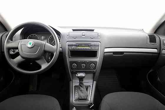 Skoda Octavia Comfortline Facelift ATM 1.2 77kW Tallina