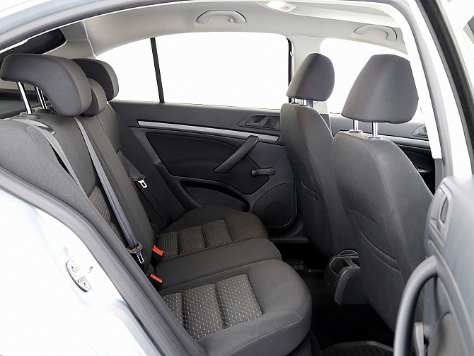 Skoda Octavia Comfortline Facelift ATM 1.2 77kW Tallina - foto 7