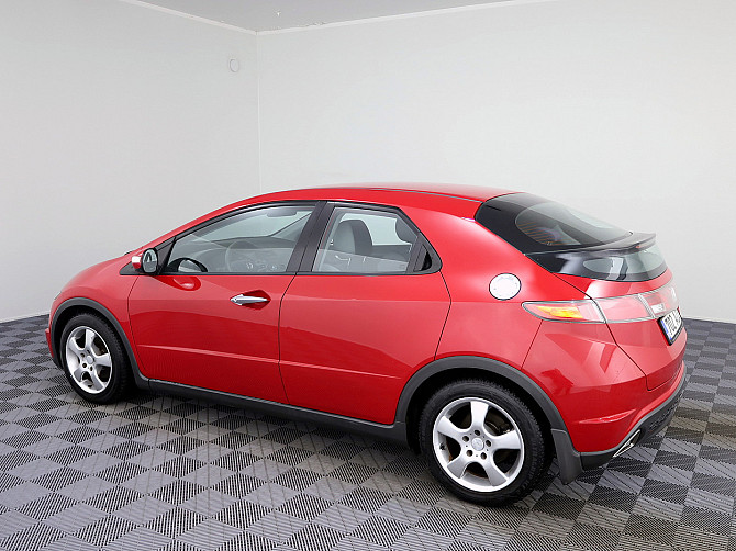 Honda Civic Elegance 1.8 103kW Tallina - foto 4