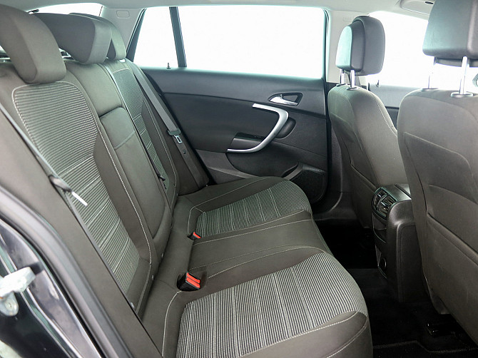 Opel Insignia Sports Tourer LPG 1.6 132kW Таллин - изображение 7