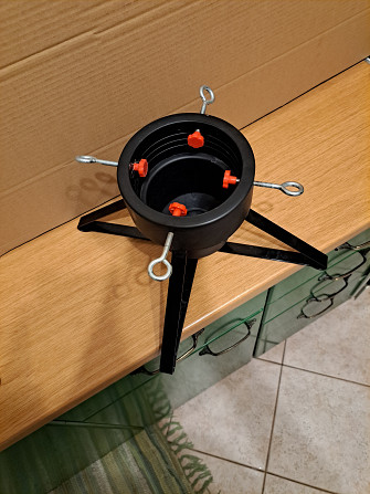 Продается подставка для новогодней елки. Рига - изображение 2