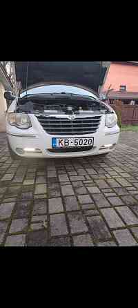 Продаётся в хорошем состоянии семейный авто , такой большой больше не нужен, купил уже меньше... Rīga