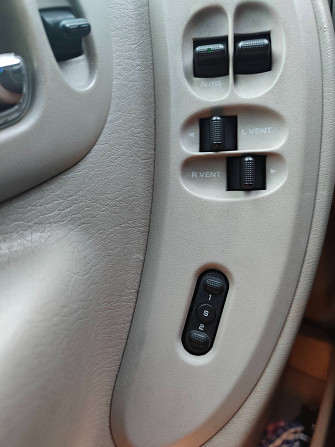 Продаётся в хорошем состоянии семейный авто
, такой большой больше не нужен, купил уже меньше... Rīga - foto 3