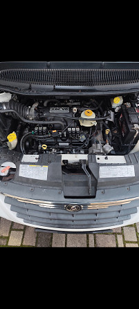 Продаётся в хорошем состоянии семейный авто
, такой большой больше не нужен, купил уже меньше... Rīga - foto 1