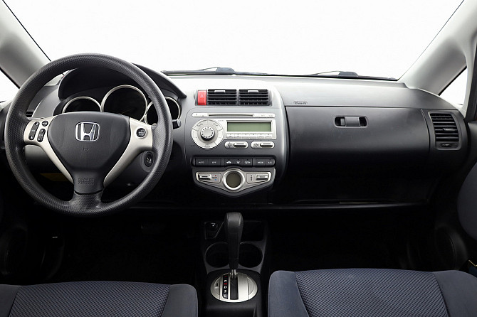 Honda Jazz Facelift ATM 1.3 61kW Tallina - foto 5