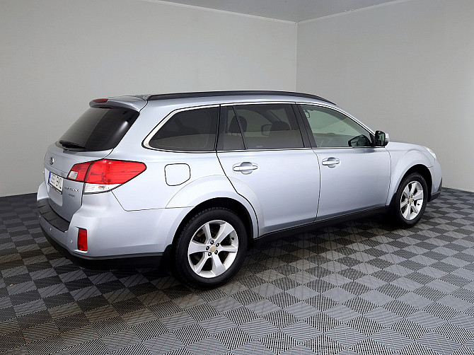 Subaru Outback Luxury Facelift ATM 2.5 127kW Таллин - изображение 3