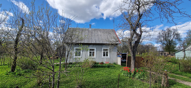 Pārdod māju (66 m2) ar 10 palīgēkām Baltinavas centrā. Zemes nodoklis samaksāts, parādu un ķīlas... Baltinava - foto 1